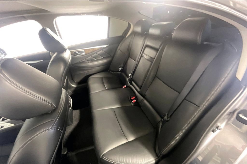 Used 2015 INFINITI Q50 Premium w/ Deluxe Touring Package AWD/4WD image 35