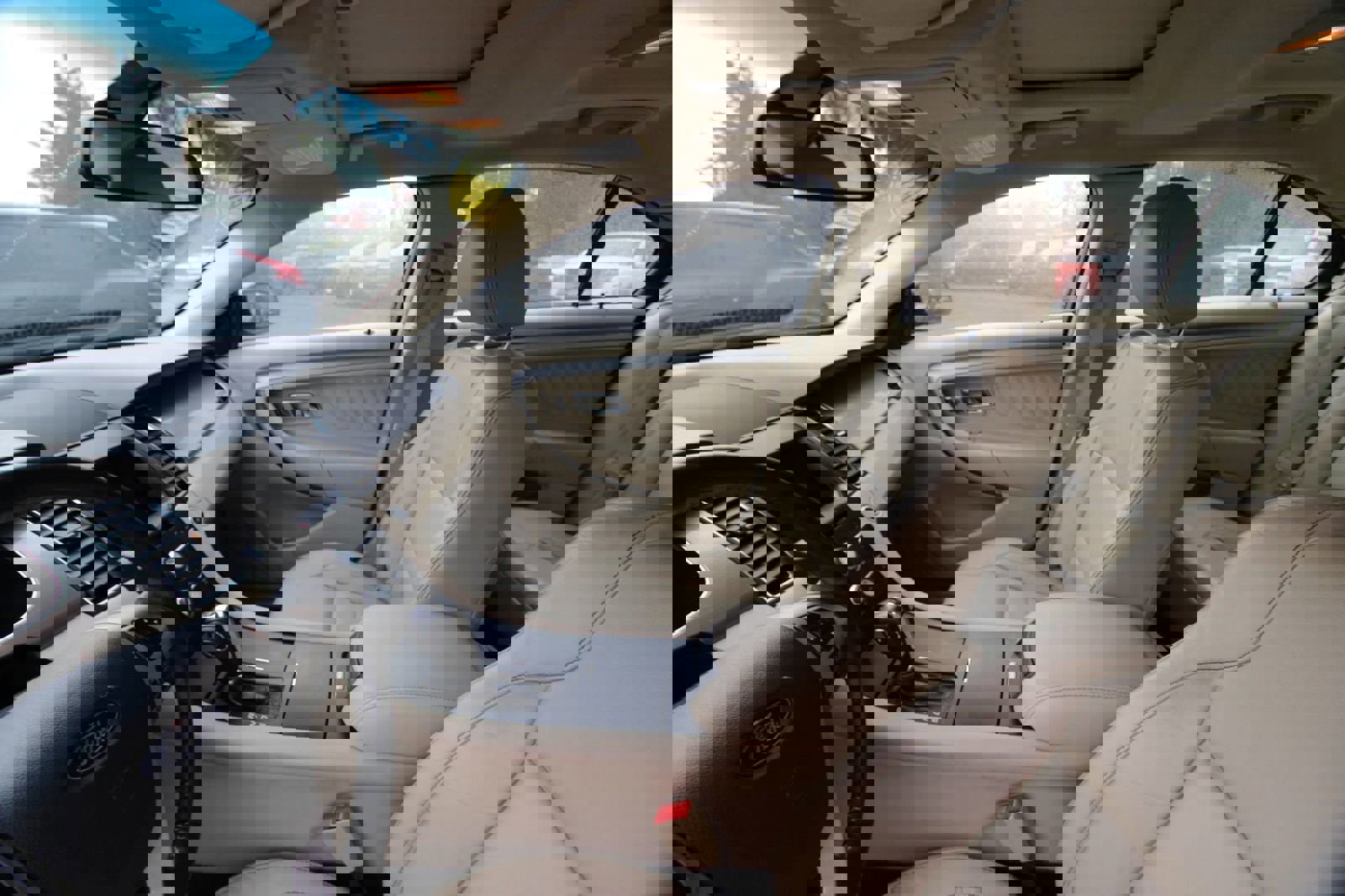 Used 2013 Ford Taurus SEL AWD/4WD image 9