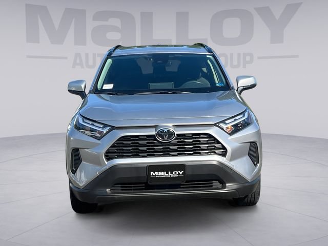 Used 2025 Toyota RAV4 XLE AWD/4WD image 8