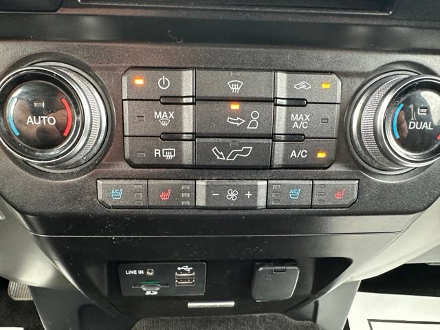 Used 2015 Ford F150 Lariat w/ Equipment Group 501A Mid AWD/4WD image 34