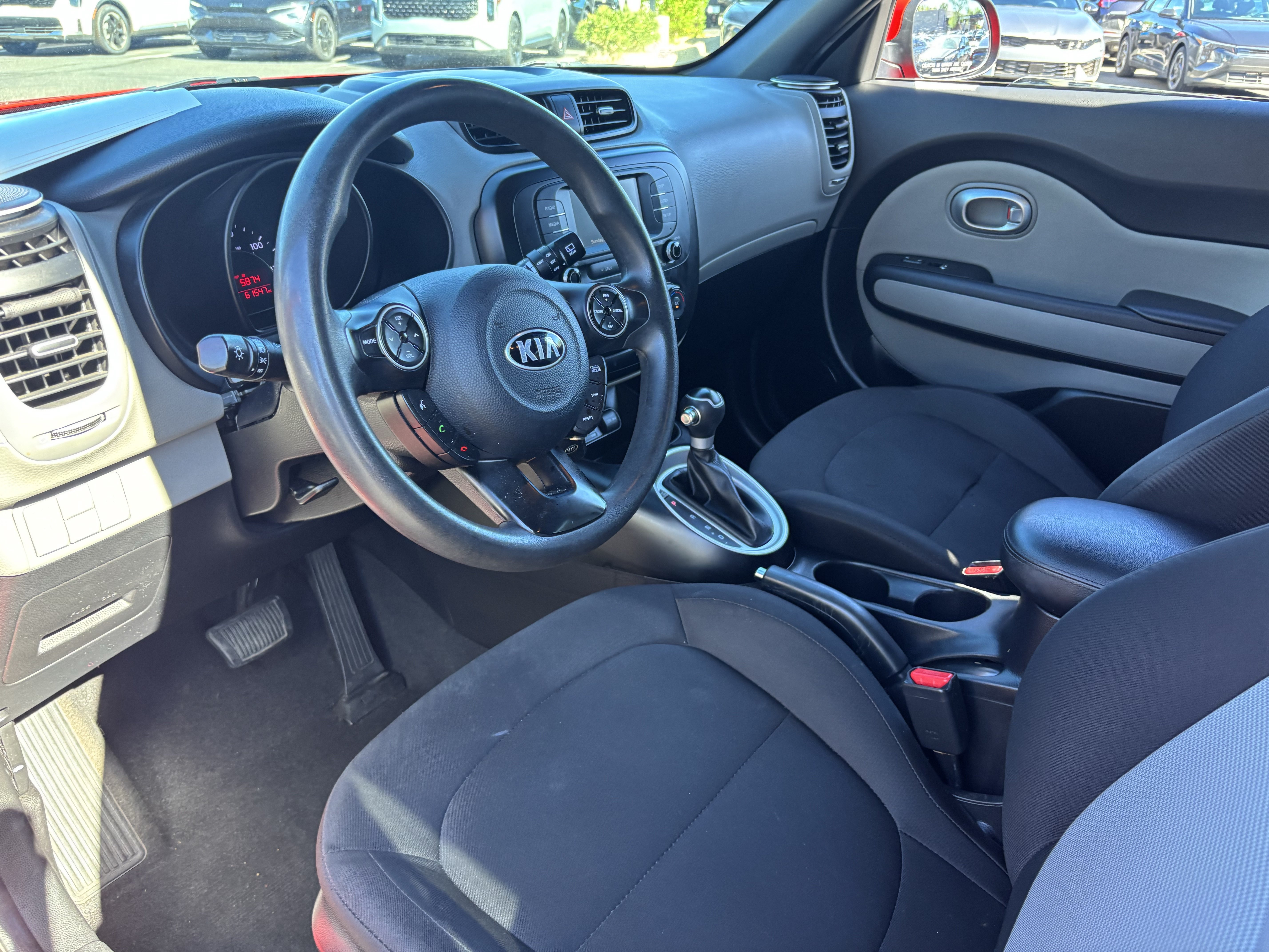 Used 2019 Kia Soul FWD image 16