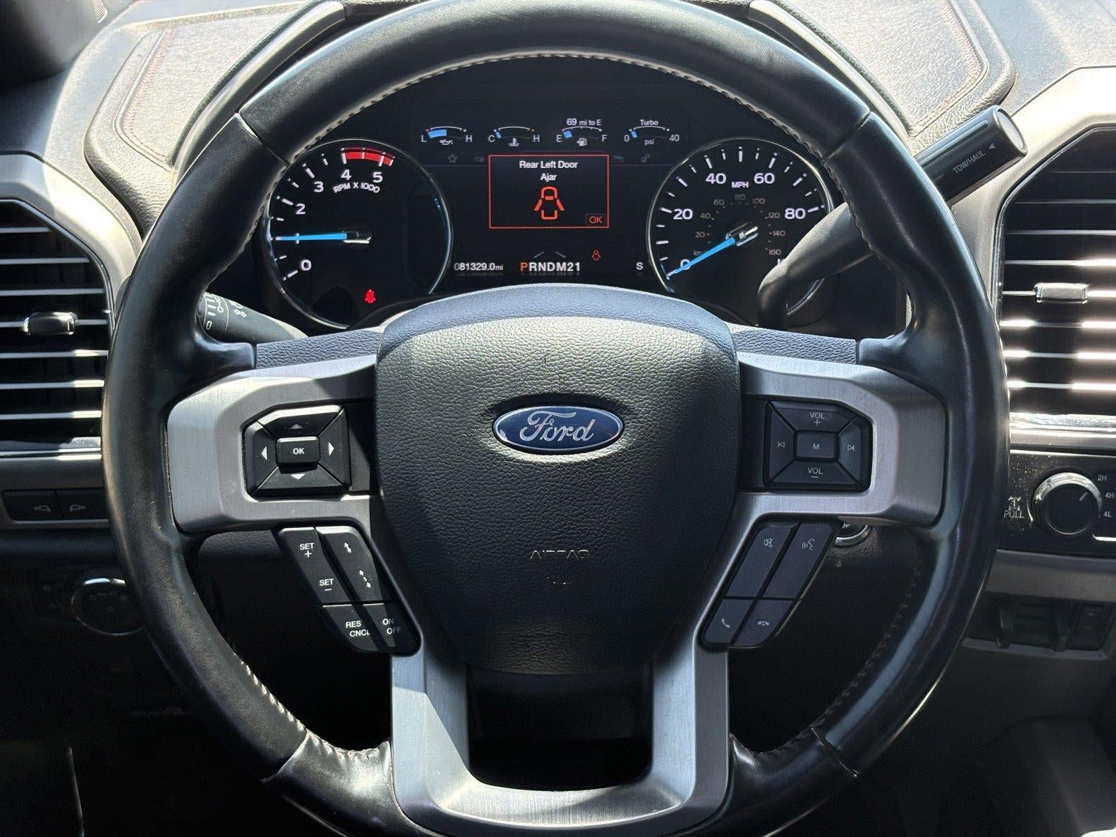 Used 2019 Ford F250 Platinum w/ Platinum Ultimate Package AWD/4WD image 32