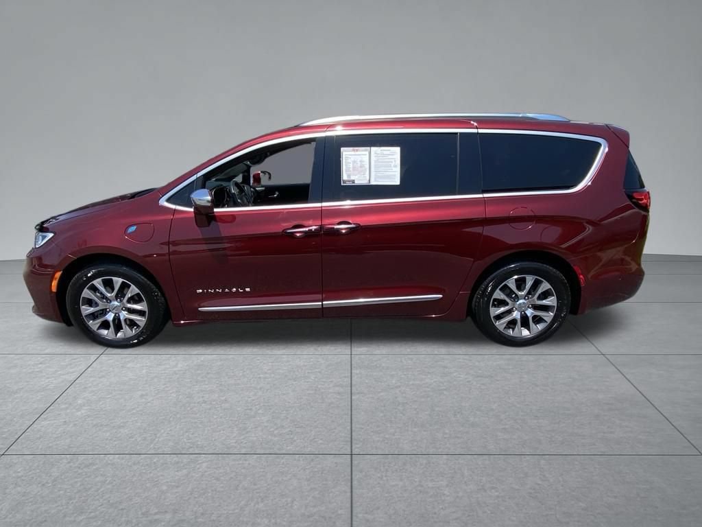 Used 2021 Chrysler Pacifica Pinnacle FWD image 4