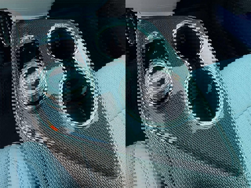 New 2026 Cadillac Optiq Luxury 2 image 15