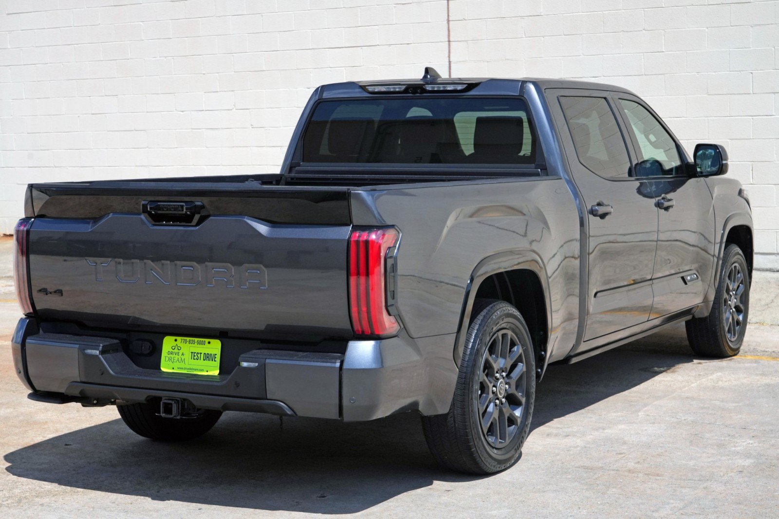 Used 2022 Toyota Tundra Platinum w/ Advanced Package AWD/4WD image 53