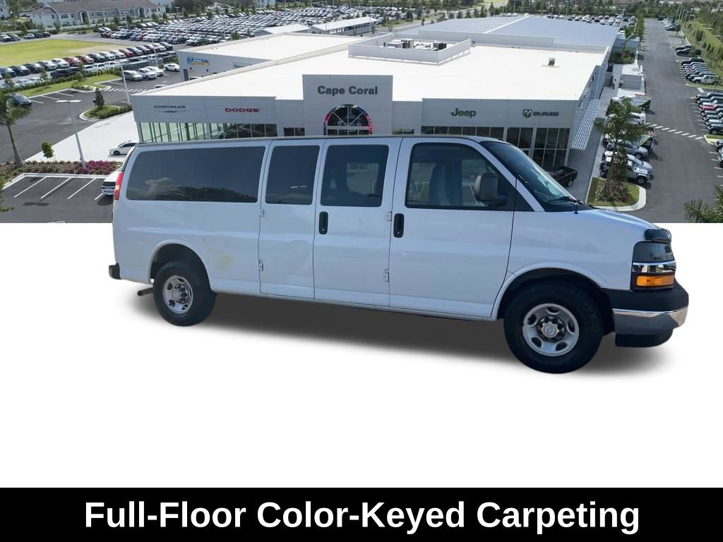 Used 2019 Chevrolet Express 3500 LT w/ LT Preferred Equipment Group image 11