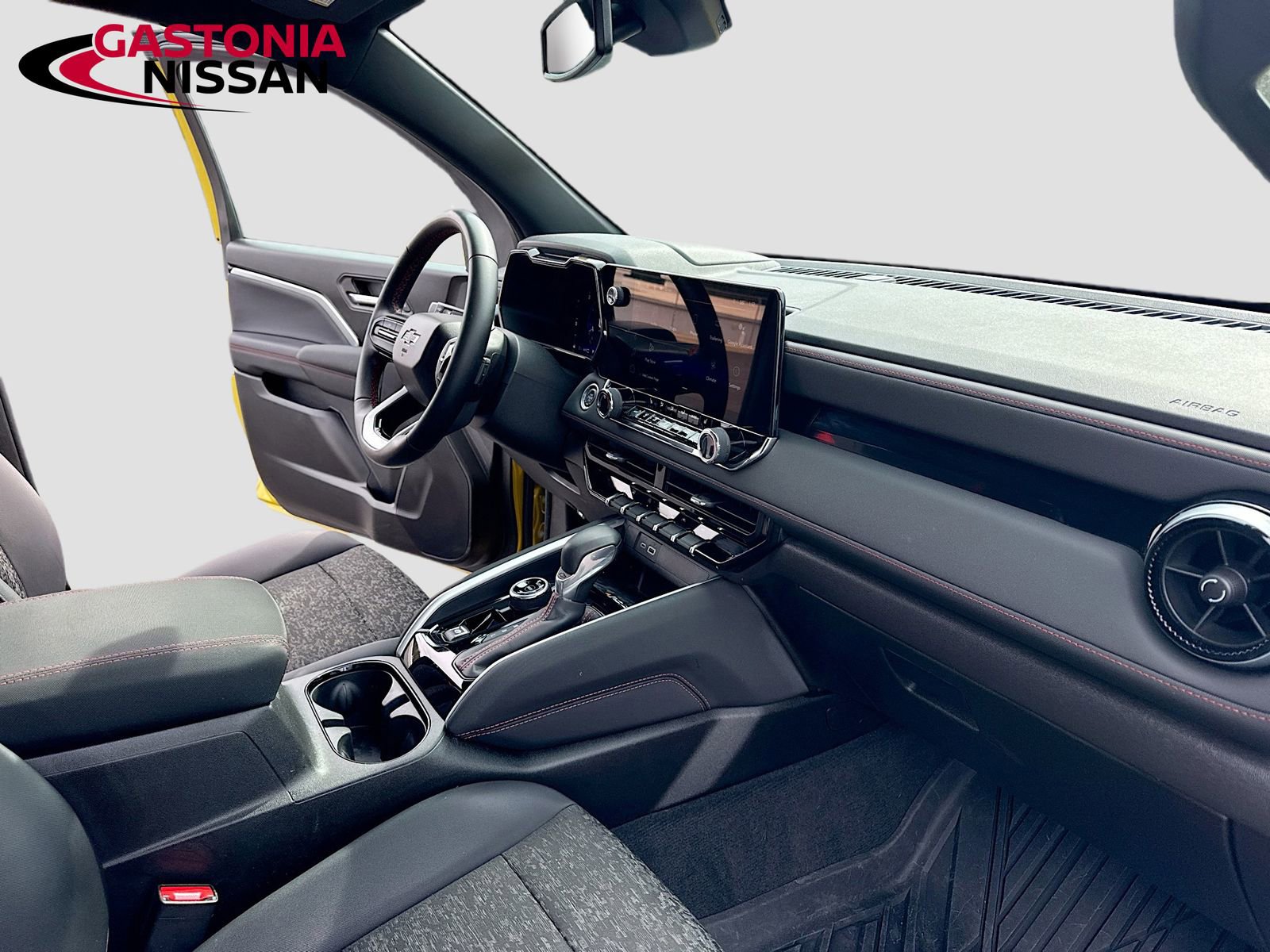 Used 2023 Chevrolet Colorado Z71 w/ Z71 Convenience Package 2 image 36