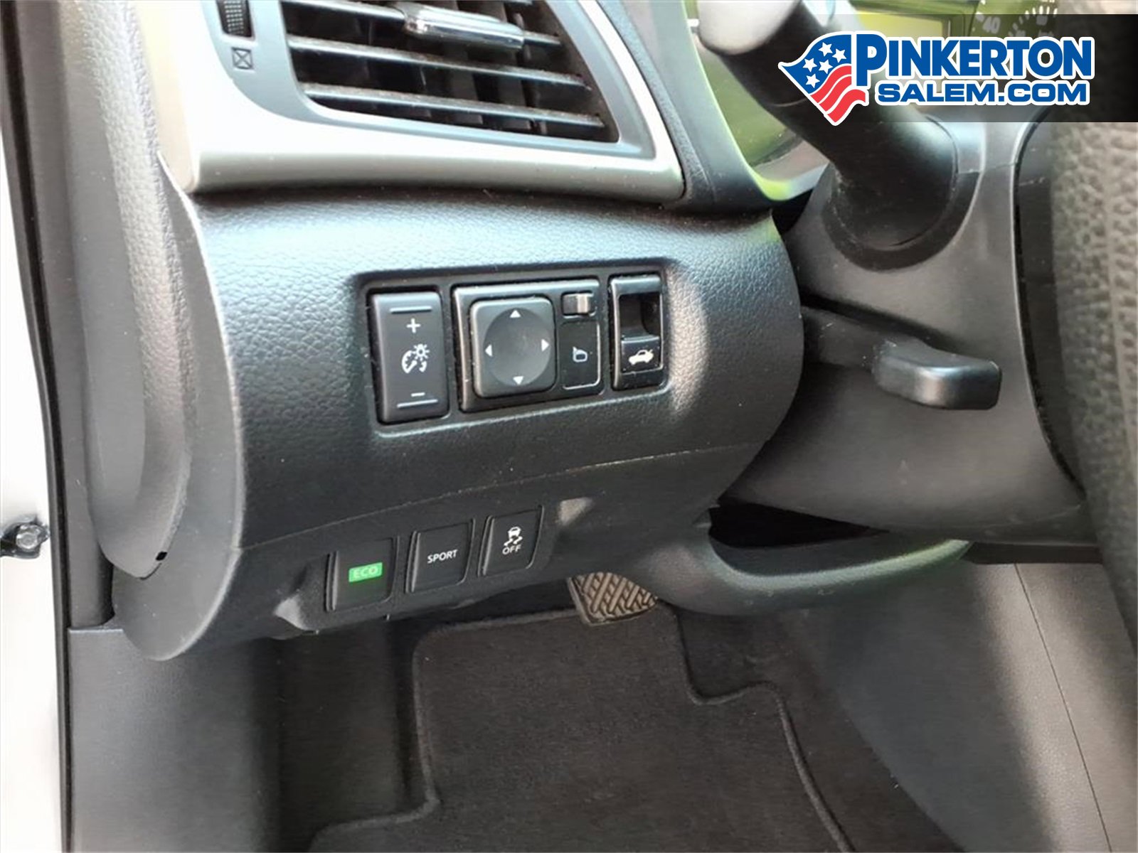 Used 2016 Nissan Sentra S image 16