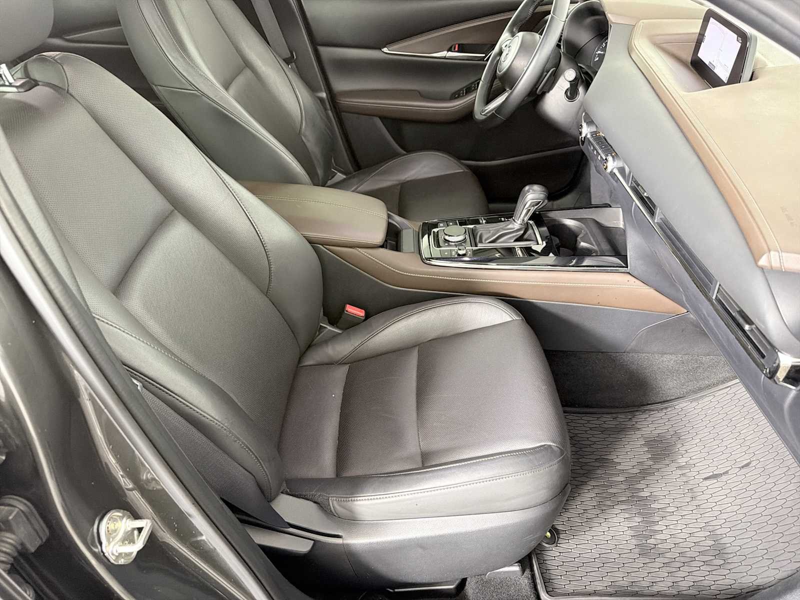 Used 2021 MAZDA CX-30 FWD 2.5 S w/ Premium Package image 11