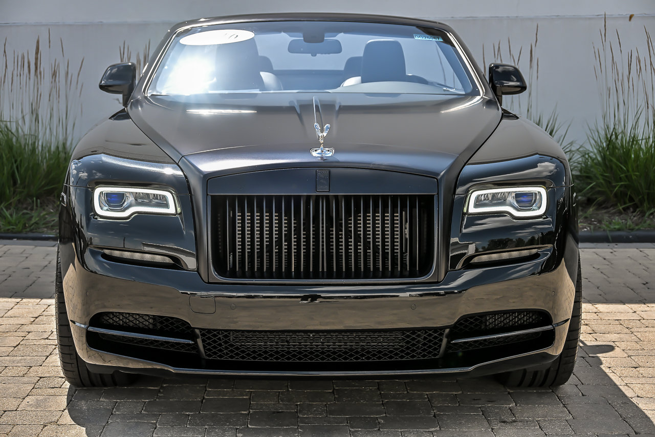 Used 2016 Rolls-Royce Dawn RWD image 4