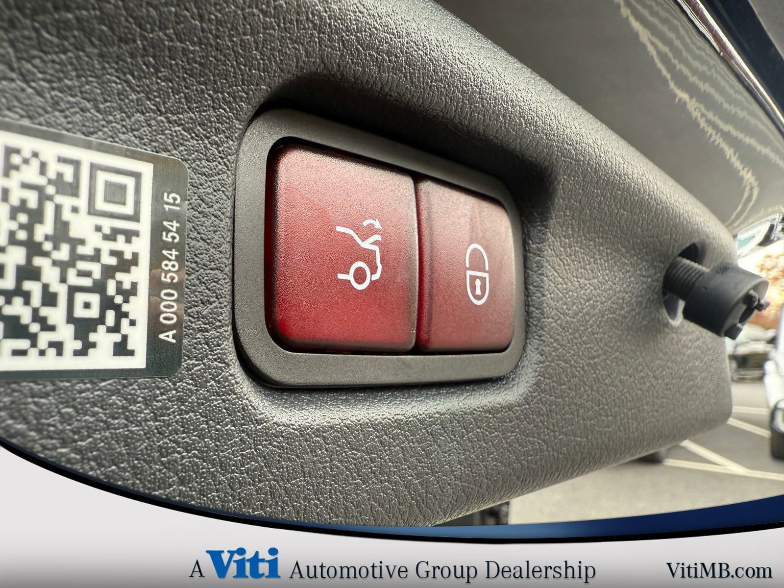 Certified 2025 Mercedes-Benz C 300 4MATIC Sedan image 25