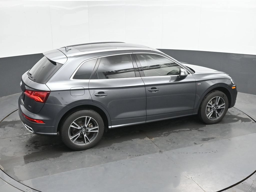 Used 2020 Audi Q5 e Premium Plus w/ Premium Plus Package AWD/4WD image 35