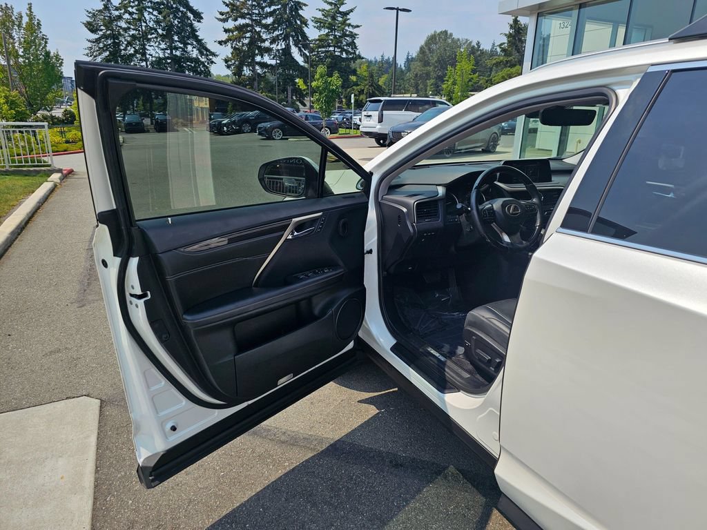 Used 2020 Lexus RX 350L Luxury w/ Accessory Package AWD/4WD image 20