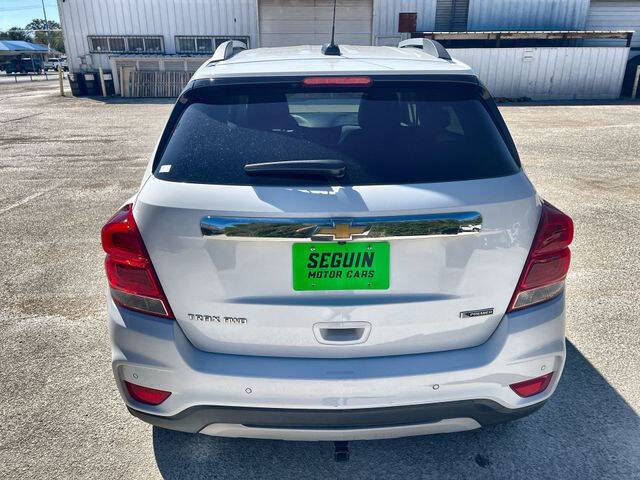 Used 2018 Chevrolet Trax Premier w/ LPO, Protection Package AWD/4WD image 31