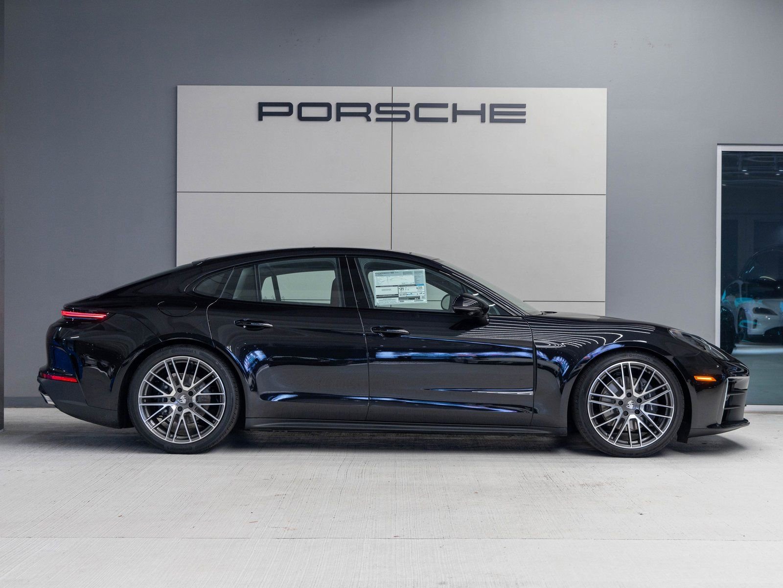 New 2026 Porsche Panamera 4 AWD/4WD image 8