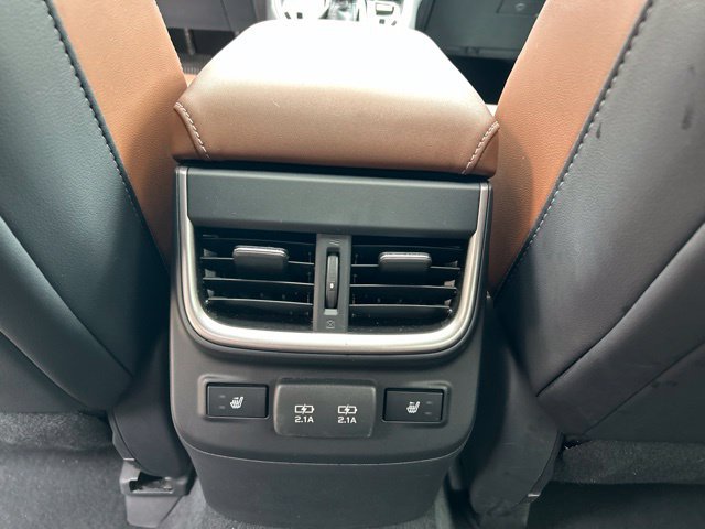 Used 2020 Subaru Outback Touring XT AWD/4WD image 15