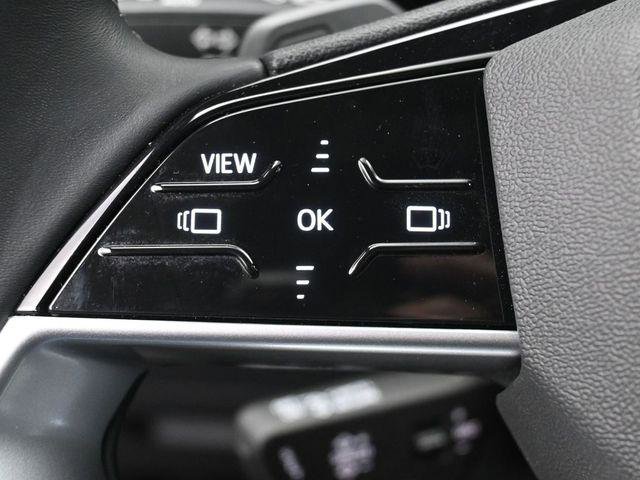 Certified 2025 Audi Q5 Premium w/ Convenience Package image 16
