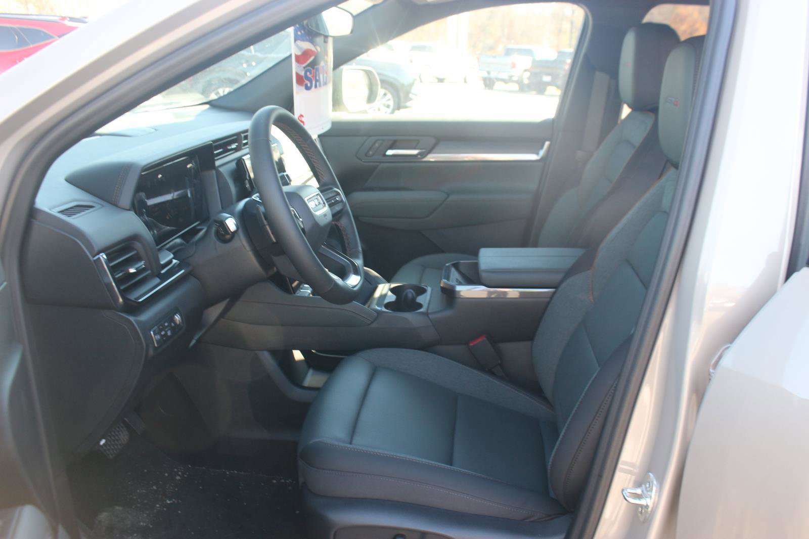 New 2026 GMC Terrain AT4 w/ Convenience Package III image 12