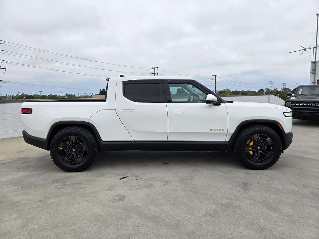 Used 2022 Rivian R1T Adventure AWD/4WD image 2