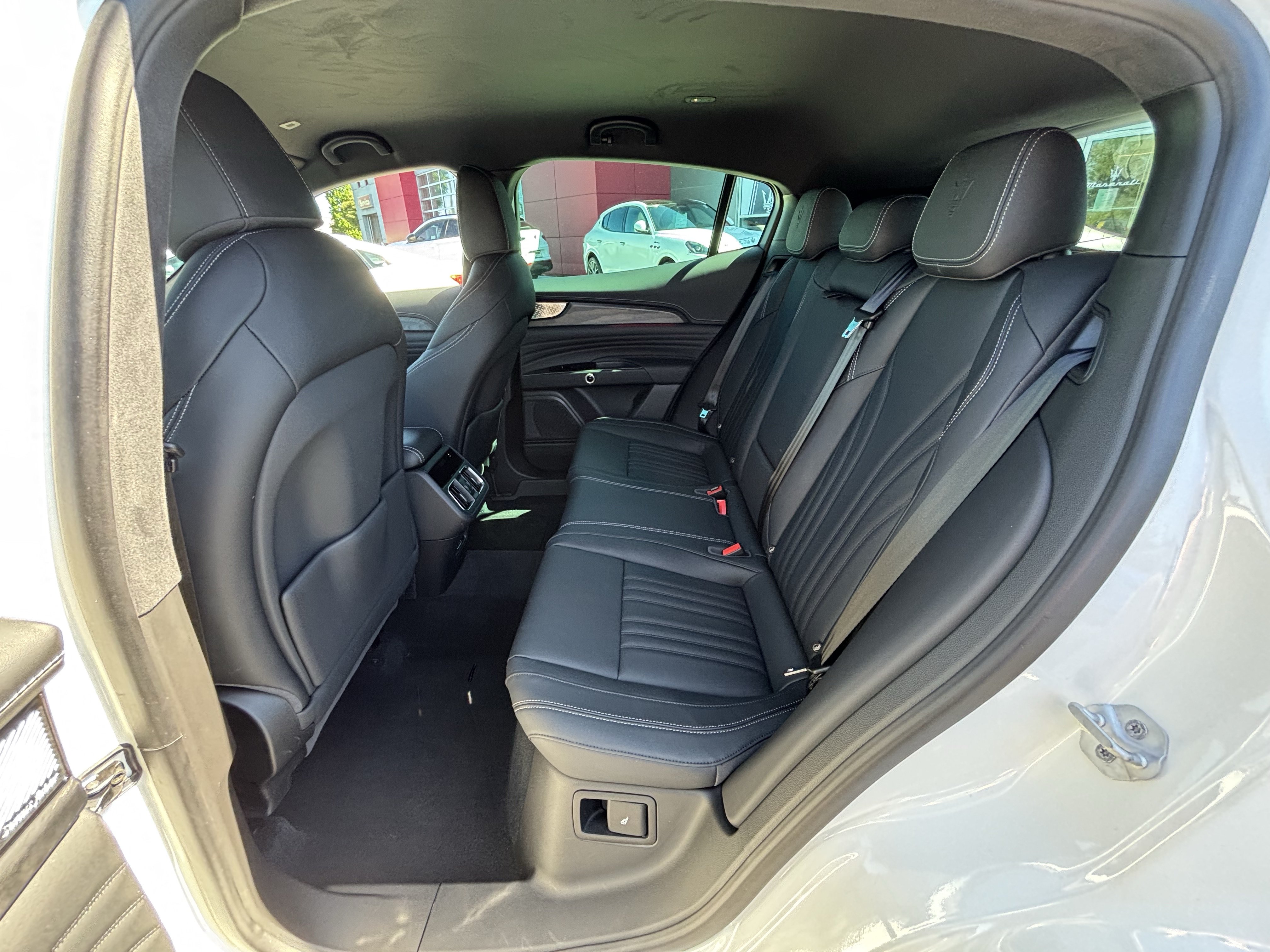 Used 2026 Maserati Grecale Folgore AWD/4WD image 45
