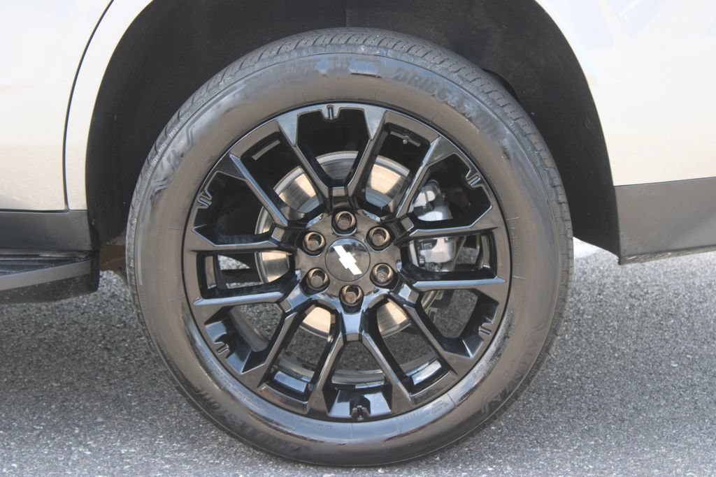 Used 2023 Chevrolet Tahoe RST w/ Luxury Package RWD image 21