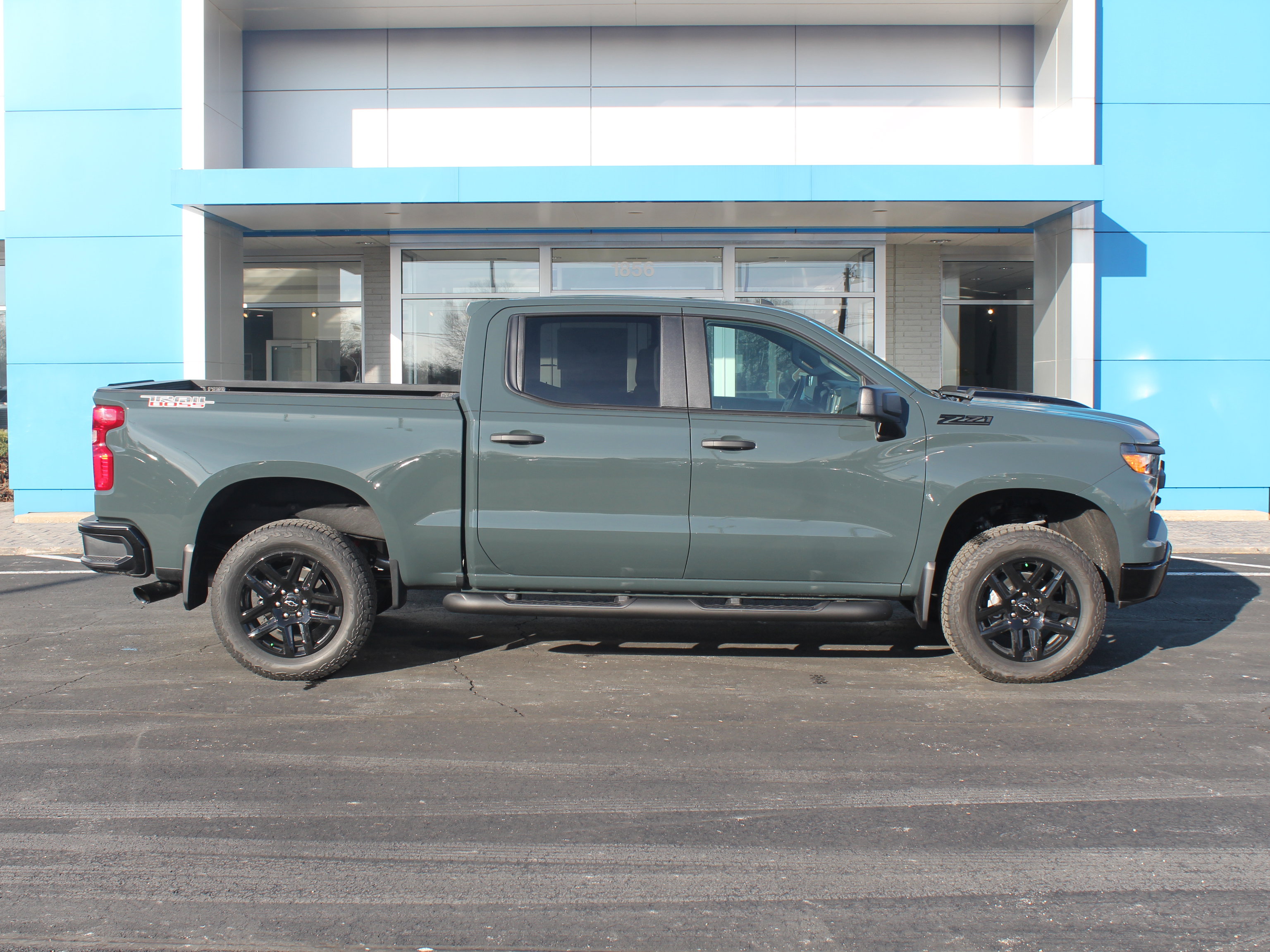 New 2026 Chevrolet Silverado 1500 Custom Trail Boss w/ Turbomax Blackout Package image 3