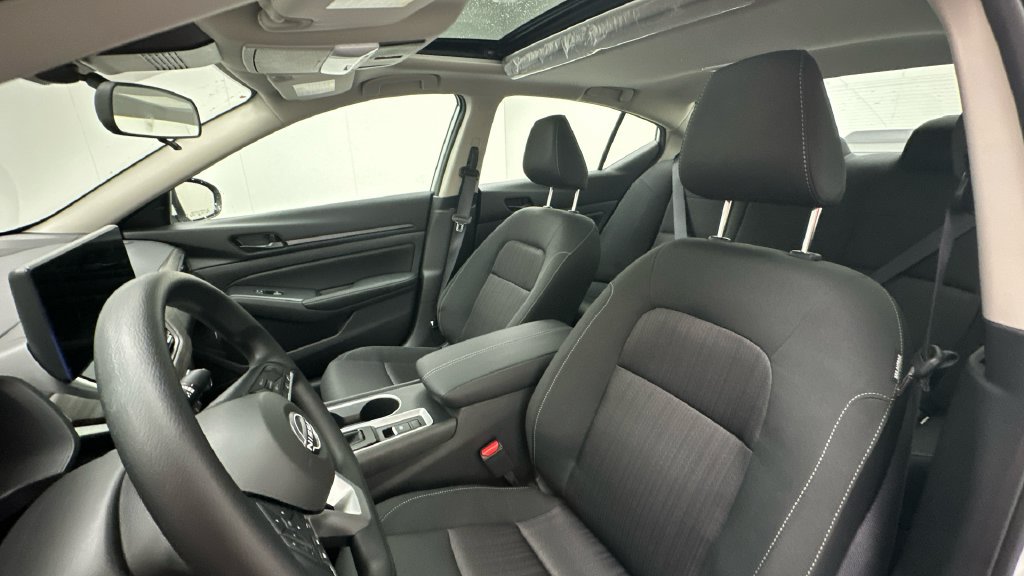 New 2026 Nissan Altima 2.5 SV w/ SV Special Edition Package AWD/4WD image 9