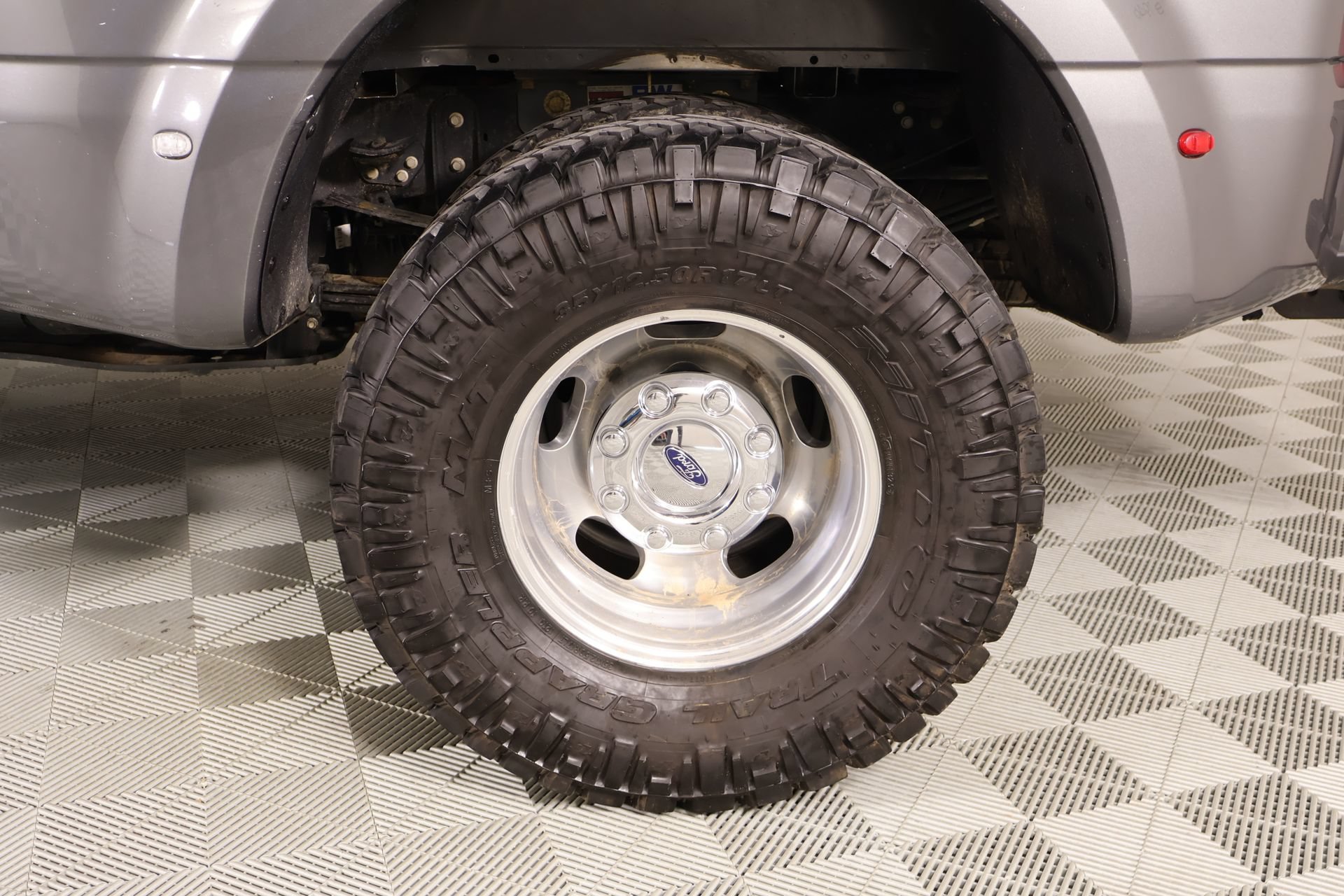 Used 2025 Ford F350 XLT w/ FX4 Off-Road Package AWD/4WD image 17