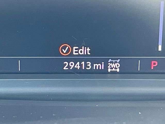 Used 2022 Chevrolet Silverado 2500 LT w/ Convenience Package image 2