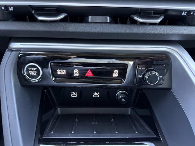 Used 2025 Audi Q5 2.0T Premium w/ 19" Wheel Package image 19