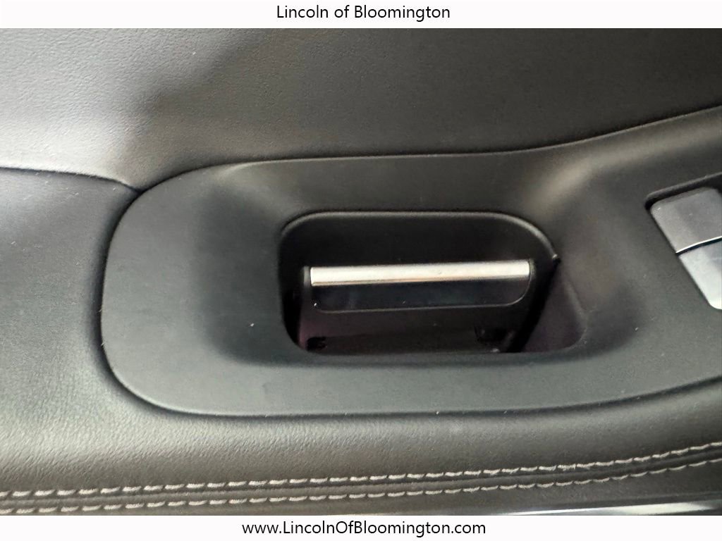 New 2025 Lincoln Navigator L Reserve w/ Jet Appearance Package image 41