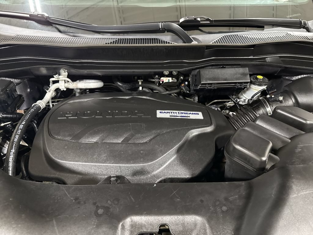 Used 2018 Honda Pilot Elite image 27