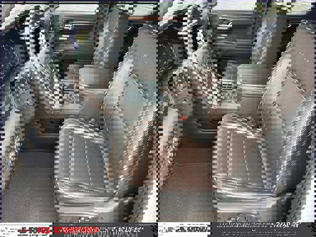 Used 2023 GMC Sierra 1500 Denali w/ Technology Package AWD/4WD image 20