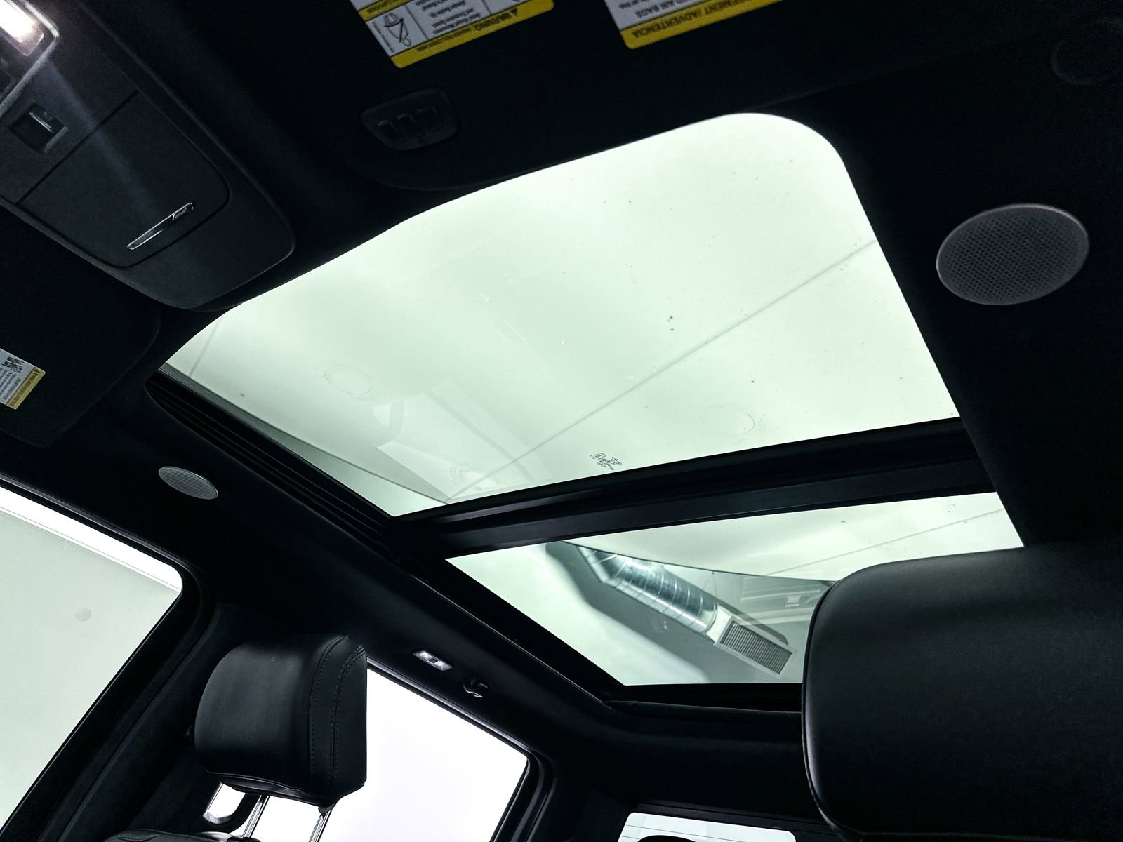 Used 2024 Ford F150 Platinum w/ Equipment Group 702A High image 3