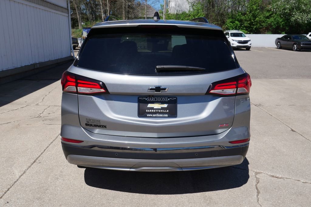 Used 2023 Chevrolet Equinox RS w/ RS Leather Package FWD image 6