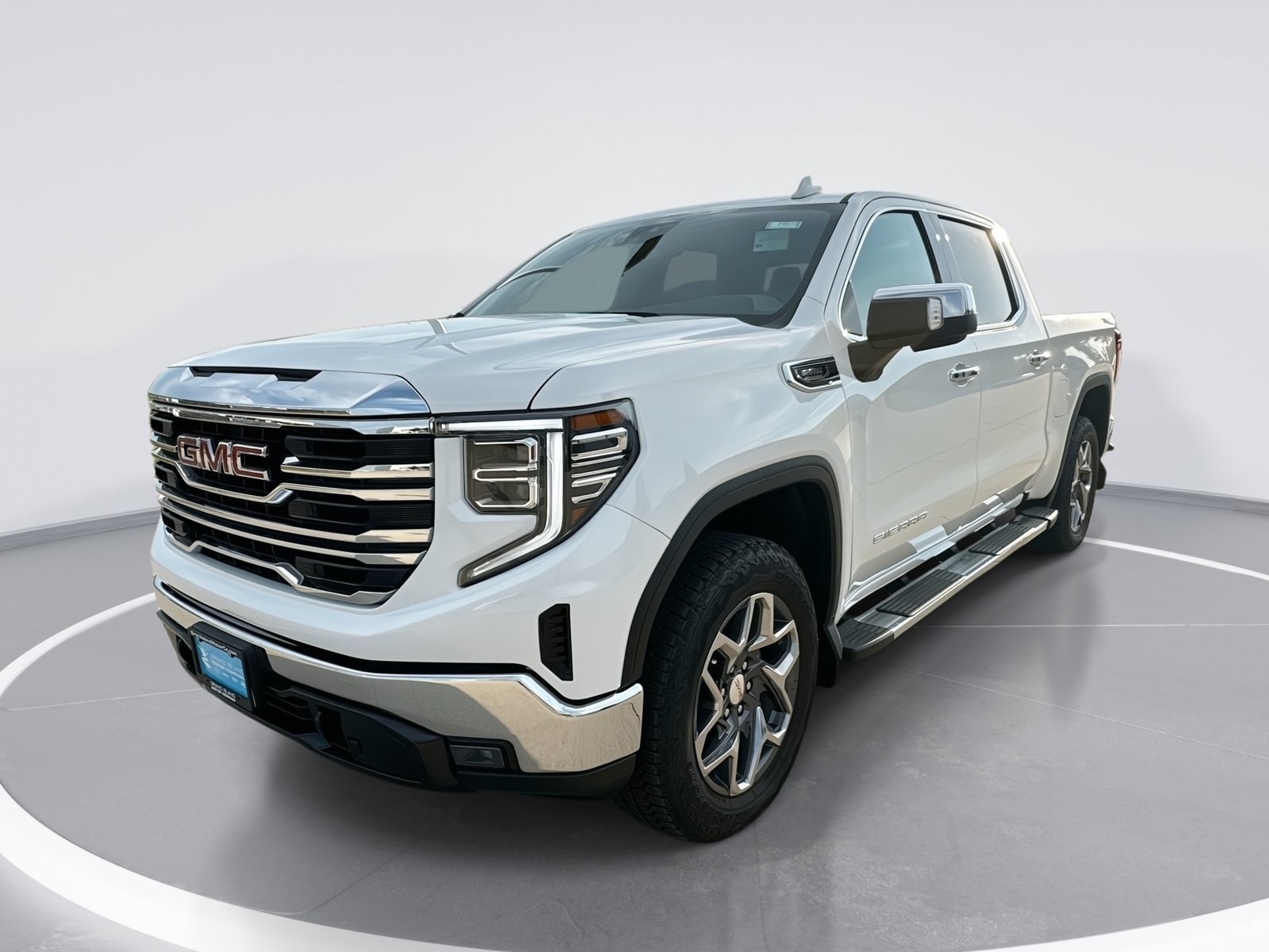 New 2026 GMC Sierra 1500 SLT w/ SLT Premium Package