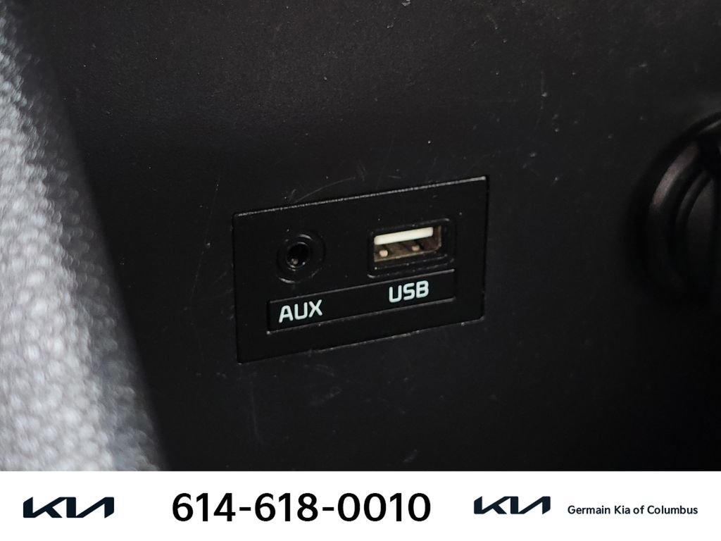 Used 2017 Kia Forte LX FWD image 31