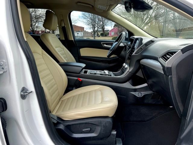 Used 2022 Ford Edge SEL image 24