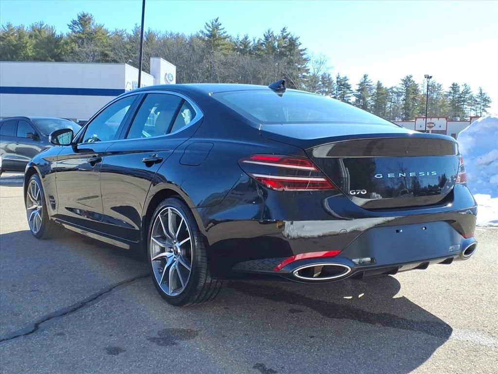 Used 2025 Genesis G70 2.5T image 29