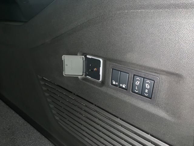 New 2026 Chevrolet Suburban Premier w/ Sun And Tow Package image 36