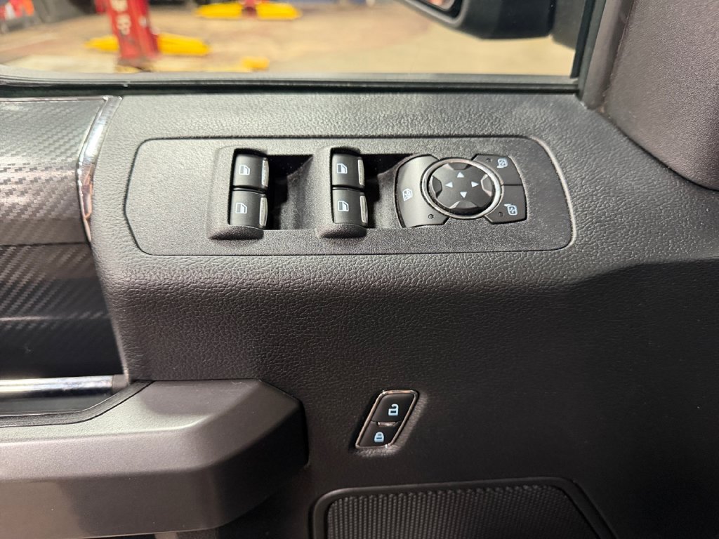 Used 2018 Ford F150 XLT w/ Equipment Group 302A Luxury AWD/4WD image 28