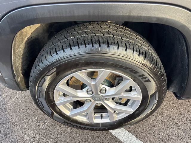 Used 2022 Jeep Grand Cherokee L Limited image 37