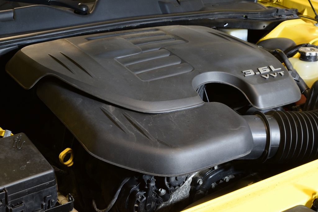 Used 2017 Dodge Challenger GT image 32