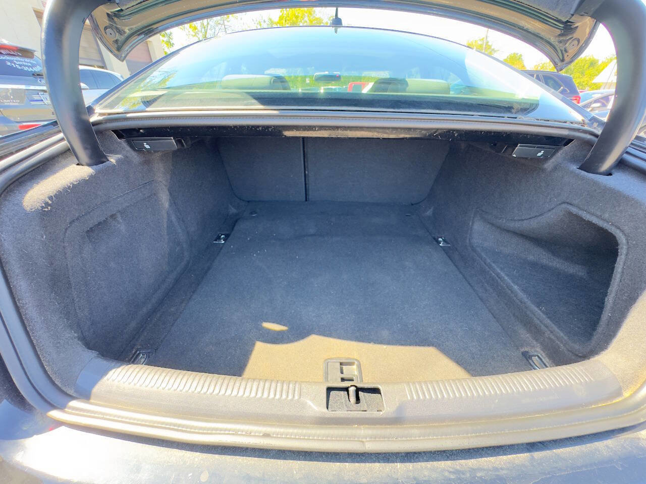 Used 2011 Audi A5 2.0T Premium Plus w/ Premium Plus Pkg image 21