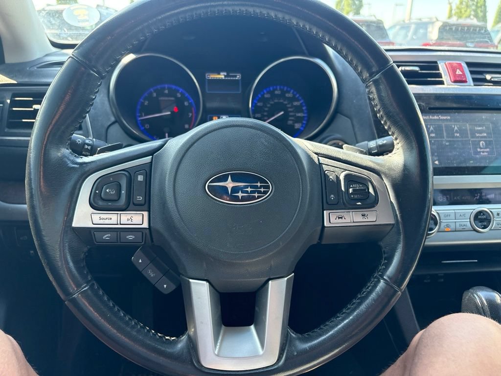 Used 2016 Subaru Outback 3.6R Limited AWD/4WD image 2