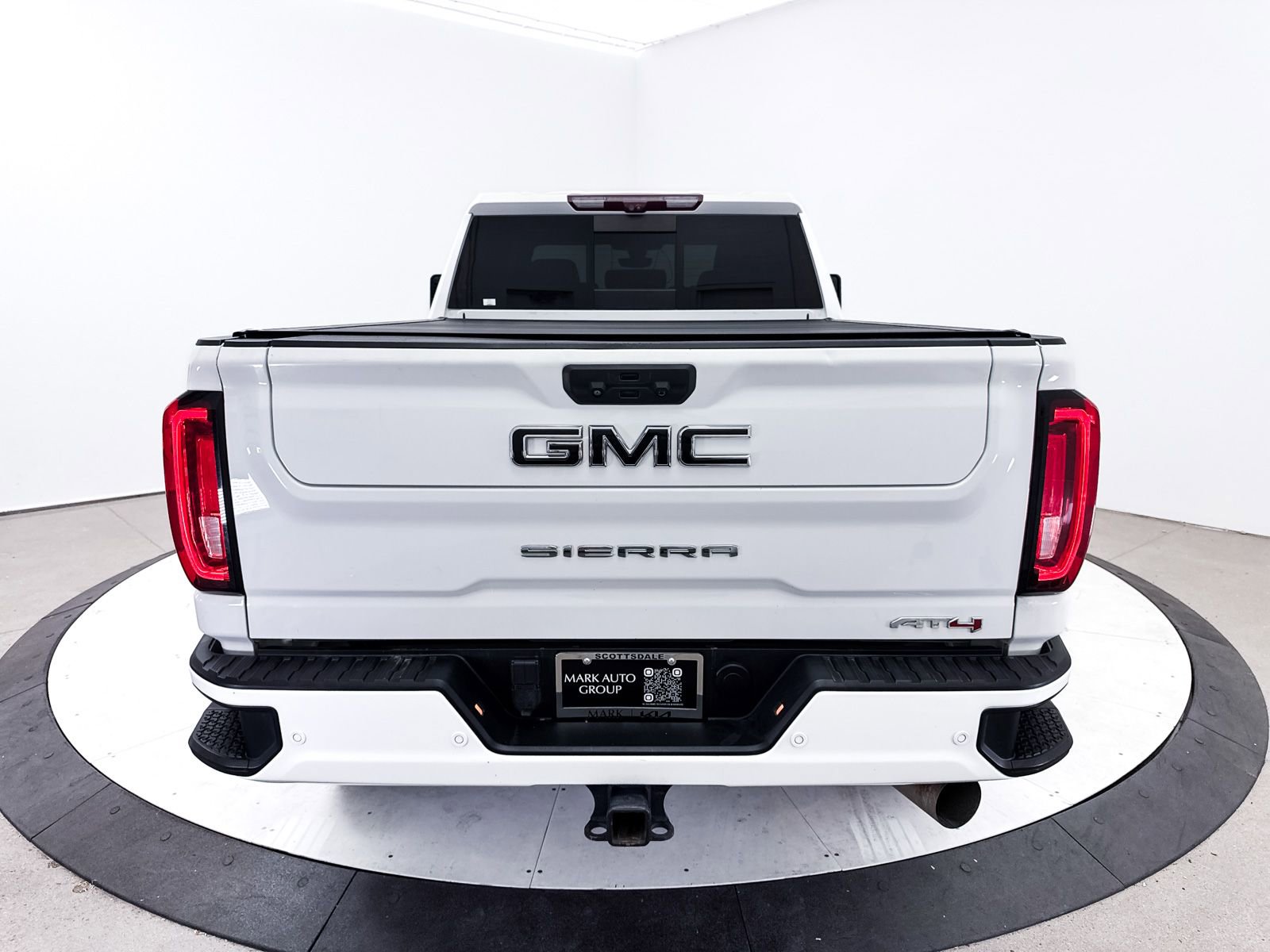 Used 2021 GMC Sierra 2500 AT4 w/ AT4 Premium Plus Package image 19