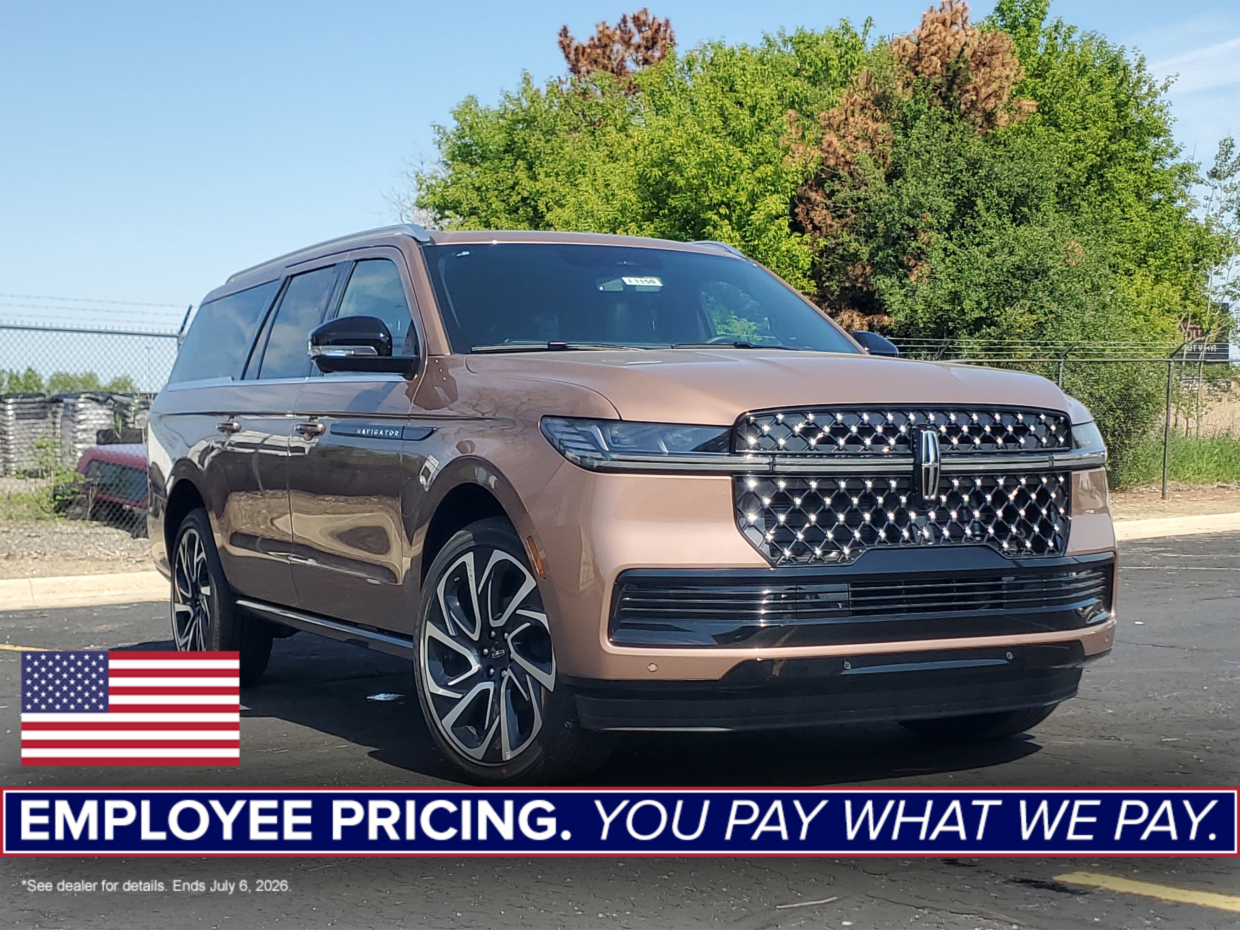New 2026 Lincoln Navigator L Black Label AWD/4WD image 1
