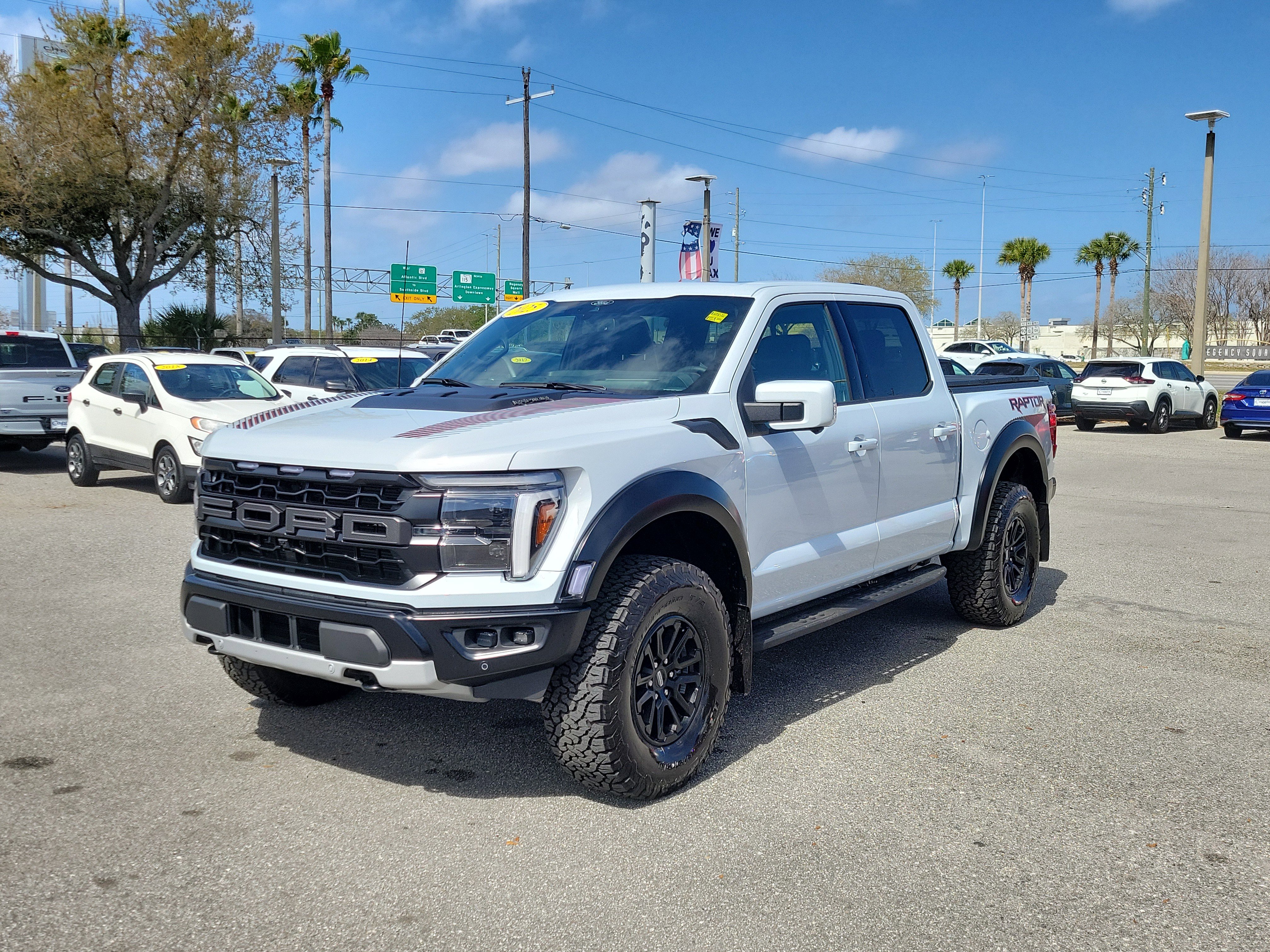 Used 2025 Ford F150 Raptor image 1