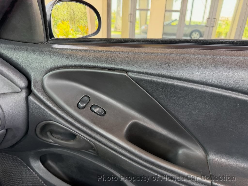 Used 2002 Ford Mustang Convertible RWD image 68