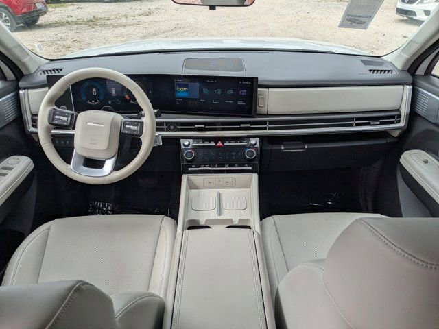 Used 2025 Hyundai Santa Fe SEL FWD image 23